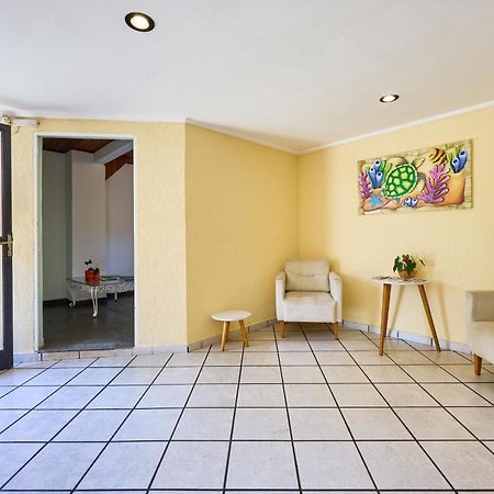 Hotel Ponta Das Toninhas Убатуба Экстерьер фото